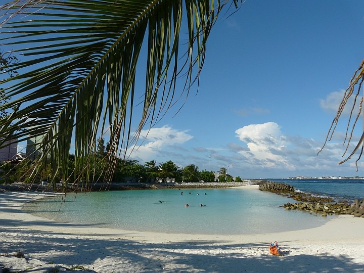 Am Strand von Male