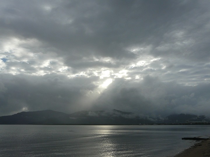 13.11.2009, 06:44 Ortszeit, Esplanade in Cairns