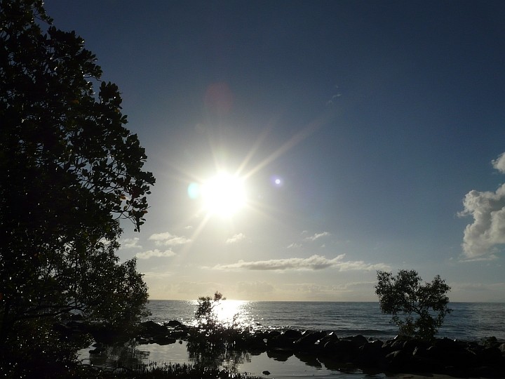 17.11.2009, 06:43 Ortszeit, Four Mile Beach in Port Douglas